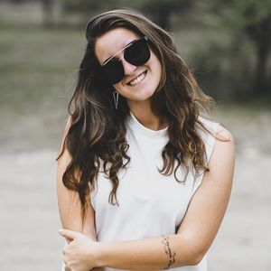 Meet your Posher, Sara